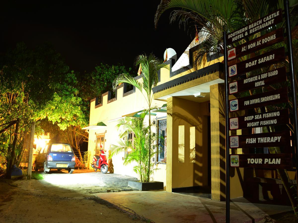 Southern Beach Castle Hotel & Restaurant Ahangama Exterior photo